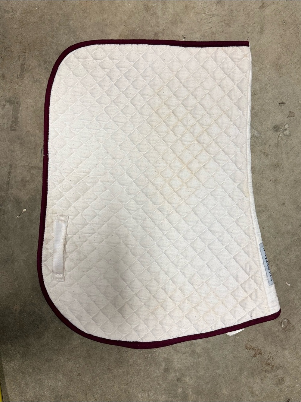 White Quilted Pet Saddle Pad with Floral Embroidery - Picture 6 of 6